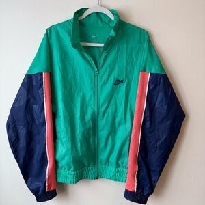 Nike Giannis “Freak” Men's Lightweight Track Jacket, DA5660, Green, Medium